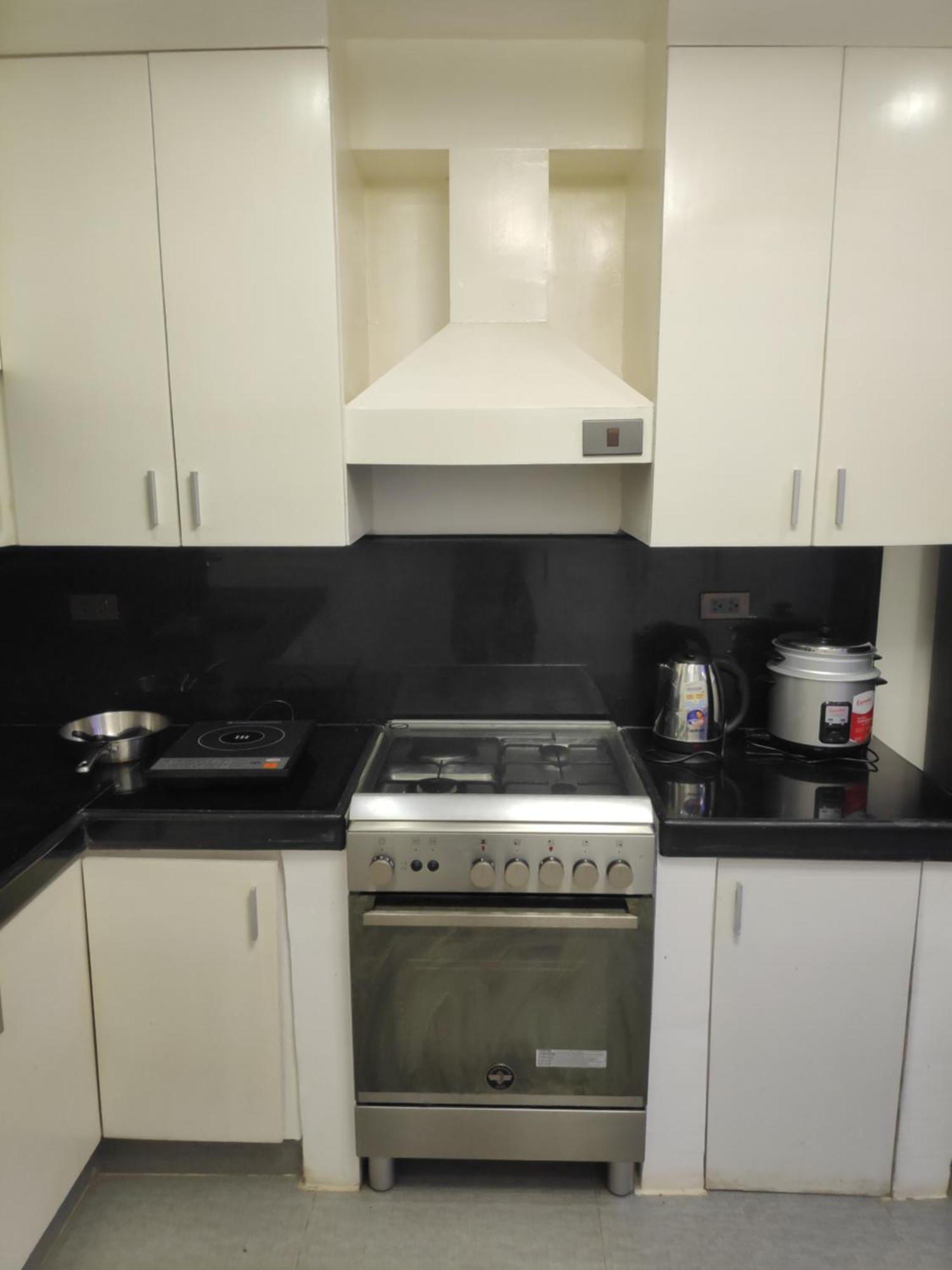Tagaytay Staycation By Naya And Darla W Free Swimming Pool, Wifi & Netflix Tagaytay City Dış mekan fotoğraf
