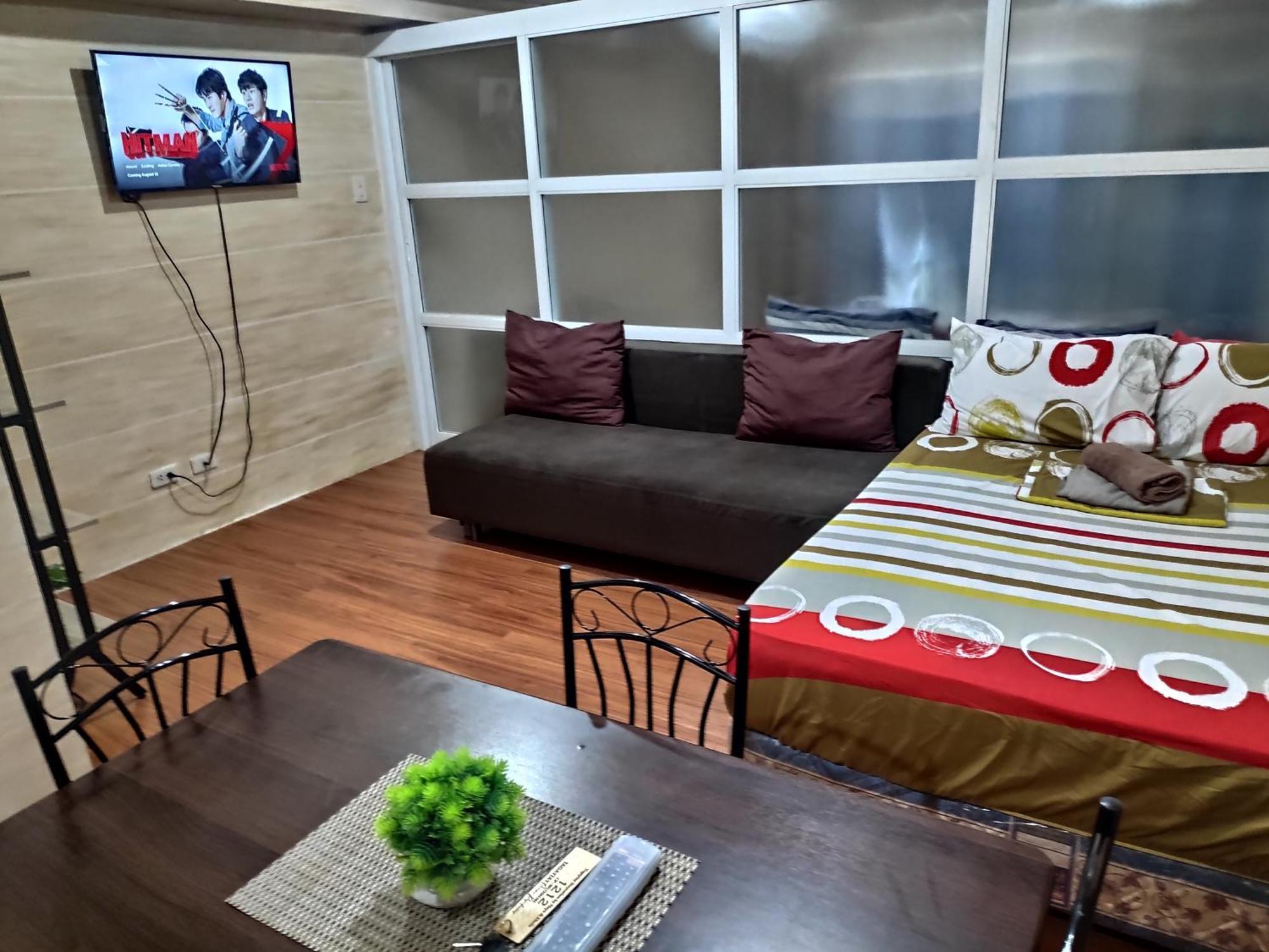 Tagaytay Staycation By Naya And Darla W Free Swimming Pool, Wifi & Netflix Tagaytay City Dış mekan fotoğraf