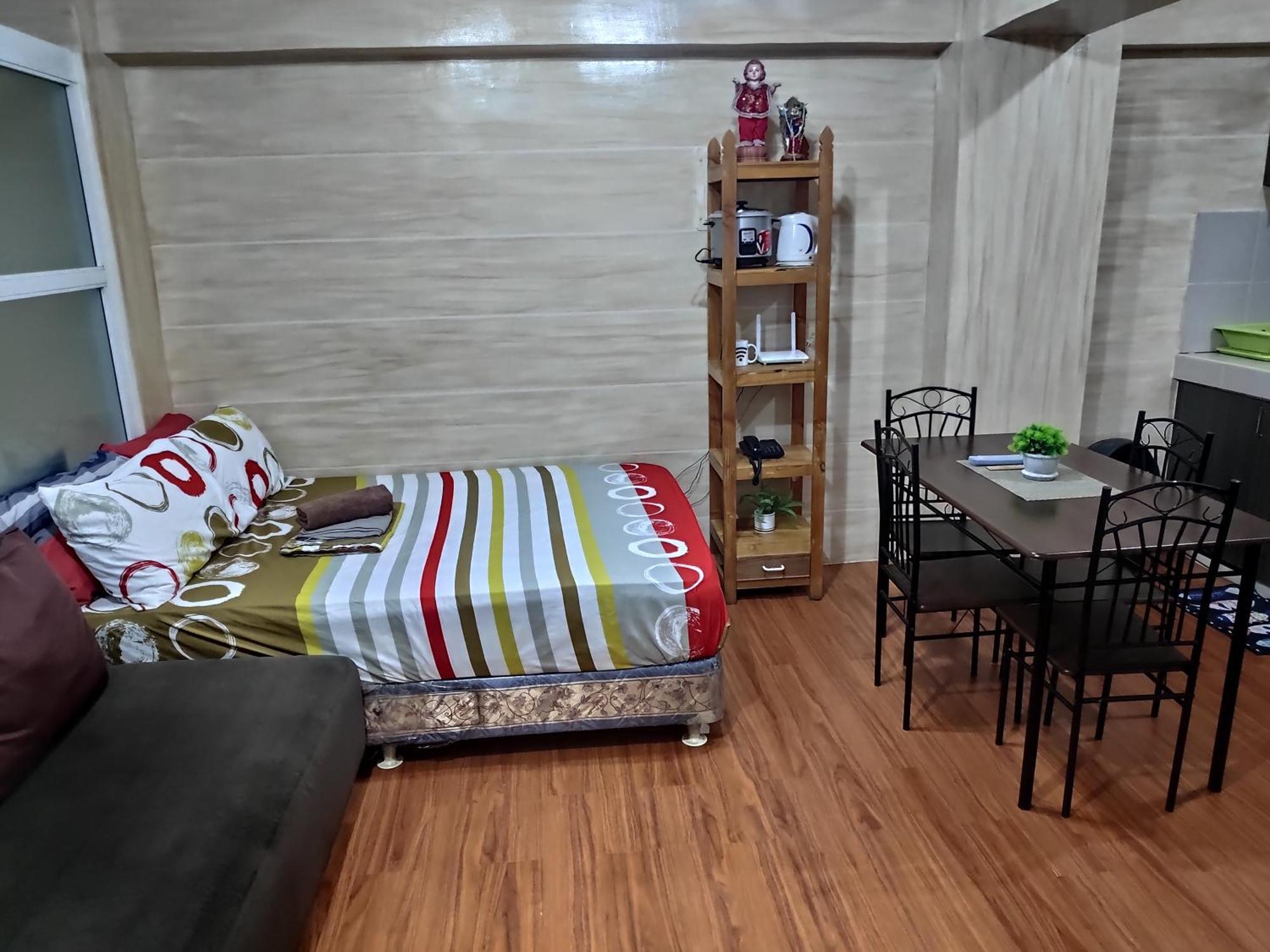 Tagaytay Staycation By Naya And Darla W Free Swimming Pool, Wifi & Netflix Tagaytay City Dış mekan fotoğraf
