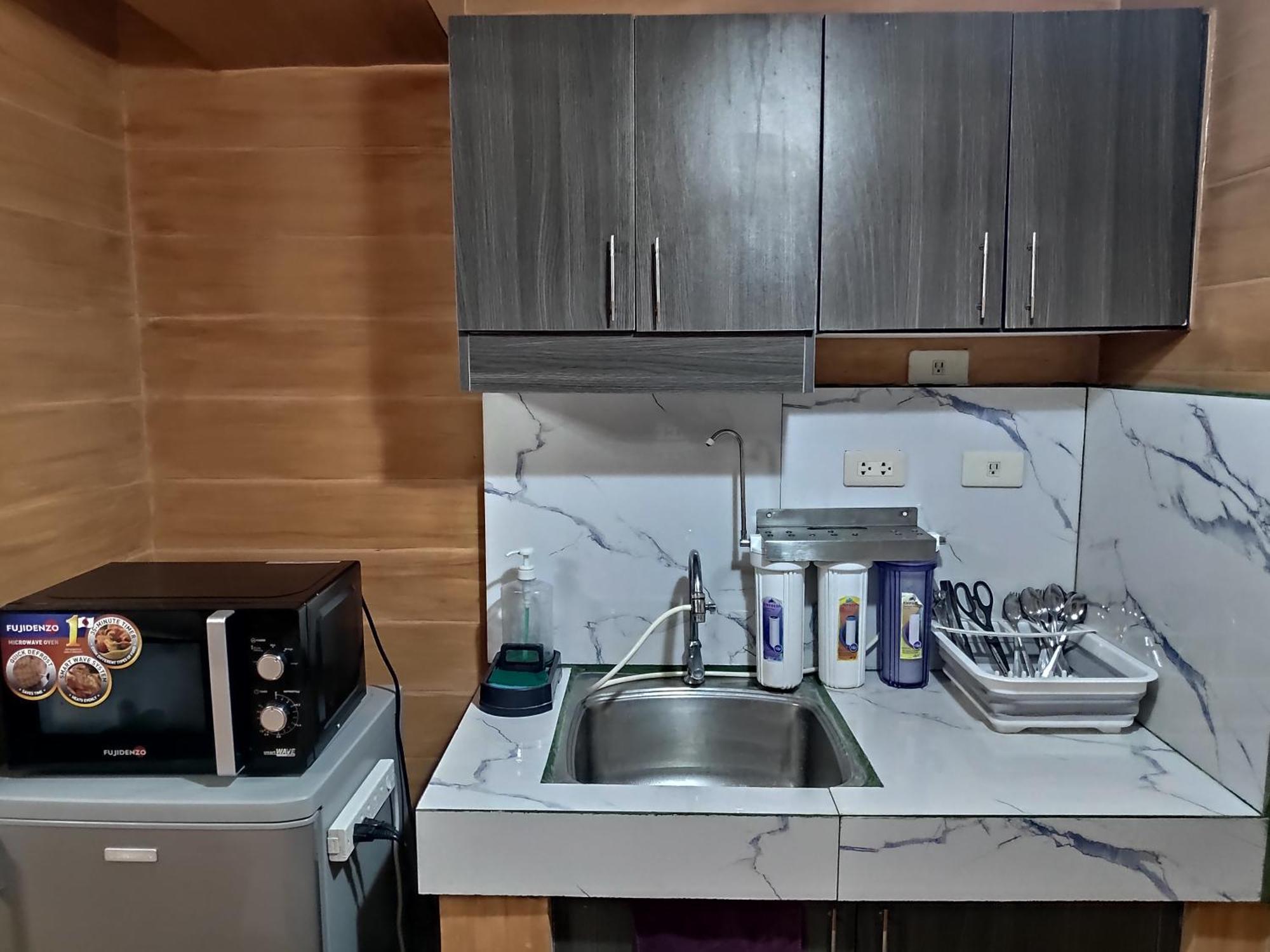 Tagaytay Staycation By Naya And Darla W Free Swimming Pool, Wifi & Netflix Tagaytay City Dış mekan fotoğraf