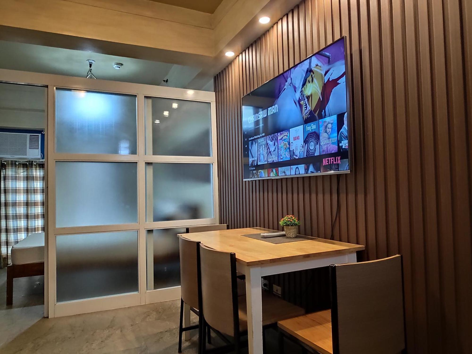 Tagaytay Staycation By Naya And Darla W Free Swimming Pool, Wifi & Netflix Tagaytay City Dış mekan fotoğraf